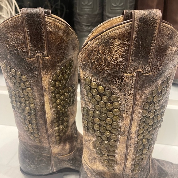 Authentic Frye boots - Picture 9 of 10
